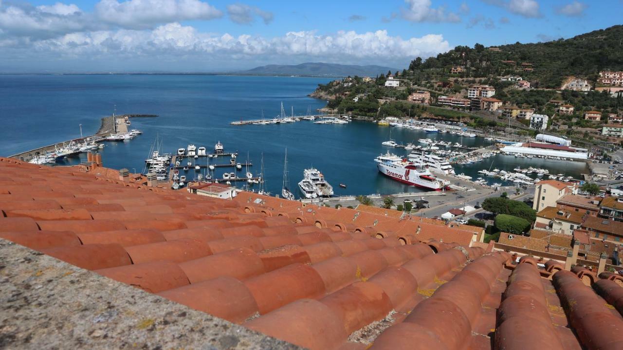La Casa Di Elba E Mario Apartman Porto Santo Stefano  Kültér fotó